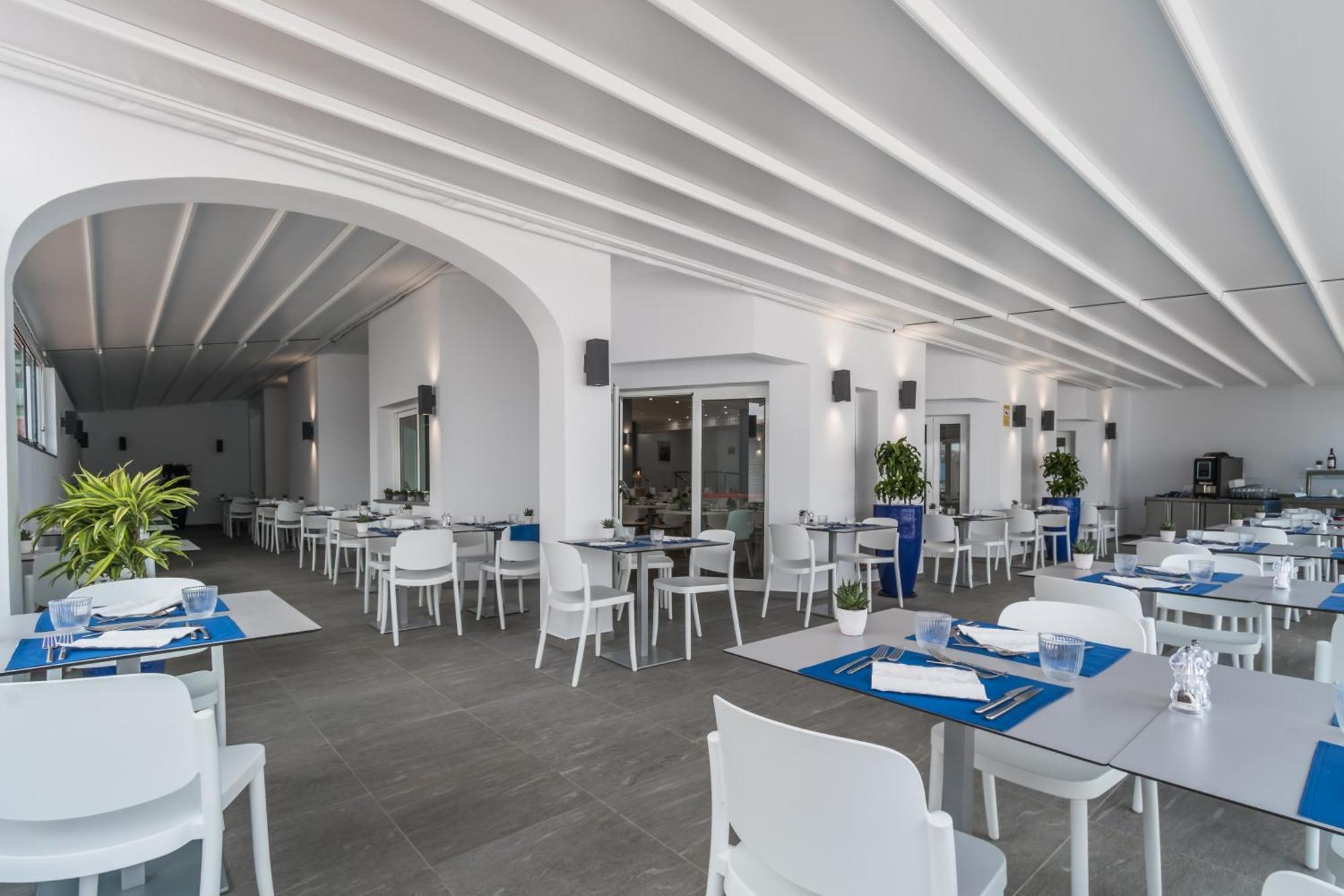 Aparthotel Esquinzo Y Monte Del Mar Playa De Esquinzo Exterior photo